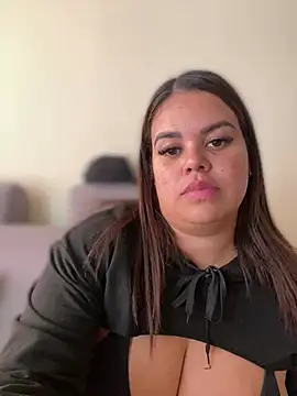 Snapshot of AliceStarshine chatting on February 20, 2025, 8:47 pm AliceStarshine online show from February 20, 2025, 8:47 pm