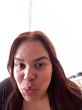 Snapshot of AliceStarshine chatting on March 2, 2025, 7:02 pm AliceStarshine online show from March 2, 2025, 7:02 pm