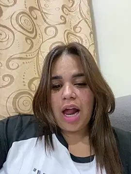 Snapshot of AliceStarshine chatting on March 15, 2025, 2:46 am AliceStarshine online show from March 15, 2025, 2:46 am