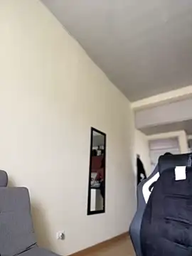 Snapshot of AliceStarshine chatting on October 2, 2025, 2:46 pm AliceStarshine online show from October 2, 2025, 2:46 pm