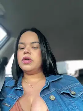 Snapshot of AliceStarshine chatting on October 14, 2025, 3:24 pm AliceStarshine online show from October 14, 2025, 3:24 pm