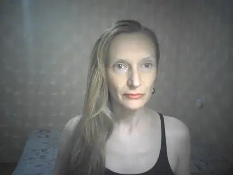 Snapshot of LunaBelle2 chatting on July 11, 2026, 6:54 pm LunaBelle2 online show from July 11, 2026, 6:54 pm