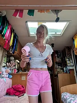 Snapshot of Mistressmay_ chatting on July 6, 2026, 3:03 pm Mistressmay online show from July 6, 2026, 3:03 pm