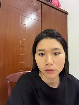 xiaoqiaoyy online show from July 10, 2026, 2:52 pm