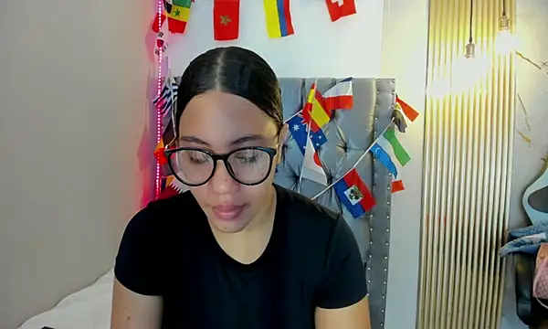 Snapshot of Kataleya_Monet_ chatting on July 11, 2026, 12:19 pm Kataleya Monet online show from July 11, 2026, 12:19 pm