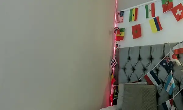 Snapshot of Kataleya_Monet_ chatting on July 14, 2026, 12:11 pm Kataleya Monet online show from July 14, 2026, 12:11 pm