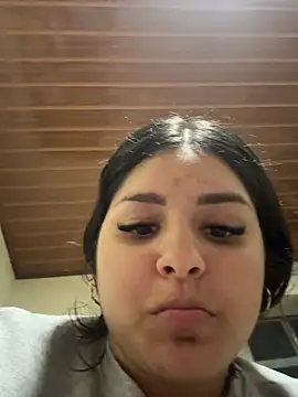 Snapshot of lamarucha_nora chatting on July 9, 2026, 2:15 am lamarucha nora online show from July 9, 2026, 2:15 am