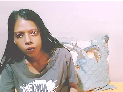 Snapshot of IndianSexyFoxy chatting on July 6, 2026, 3:25 pm IndianSexyFoxy online show from July 6, 2026, 3:25 pm