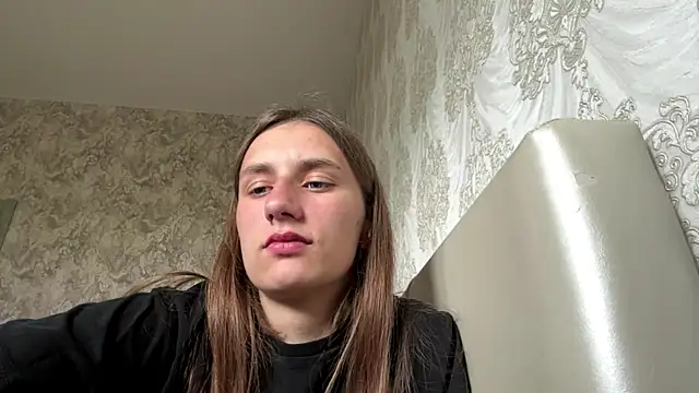 Snapshot of CarolGoldman chatting on July 9, 2026, 10:52 am CarolGoldman online show from July 9, 2026, 10:52 am