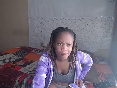 EssenceChubby online show from July 8, 2026, 10:09 am