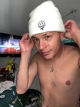 Snapshot of Daniel__mm chatting on July 15, 2026, 3:06 pm Daniel mm online show from July 15, 2026, 3:06 pm