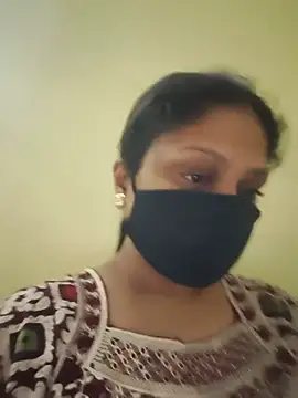 Snapshot of Priya_Jii chatting on July 7, 2026, 3:05 pm Priya Jii online show from July 7, 2026, 3:05 pm