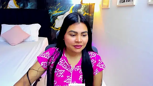 SofiaaReed online show from July 16, 2026, 11:27 am