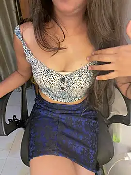 Snapshot of CHORI__ chatting on July 14, 2026, 5:40 pm CHORI online show from July 14, 2026, 5:40 pm