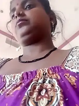 Snapshot of Mnisha6619 chatting on July 21, 2026, 7:54 am Mnisha6619 online show from July 21, 2026, 7:54 am
