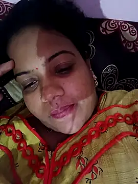 Snapshot of tamilredwine chatting on July 11, 2026, 5:15 pm tamilredwine online show from July 11, 2026, 5:15 pm