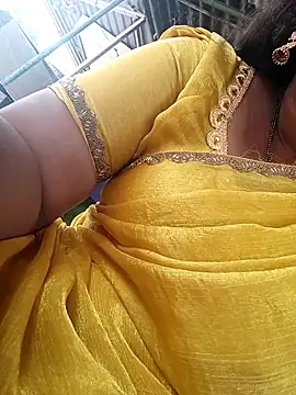 Snapshot of tamilredwine chatting on July 12, 2026, 5:31 am tamilredwine online show from July 12, 2026, 5:31 am