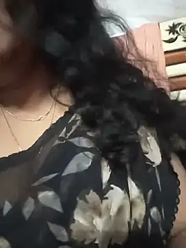 Janu-hot1 online show from August 7, 2026, 11:01 am