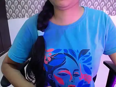 Snapshot of kiaraa_01 chatting on July 10, 2026, 5:15 pm kiaraa 01 online show from July 10, 2026, 5:15 pm