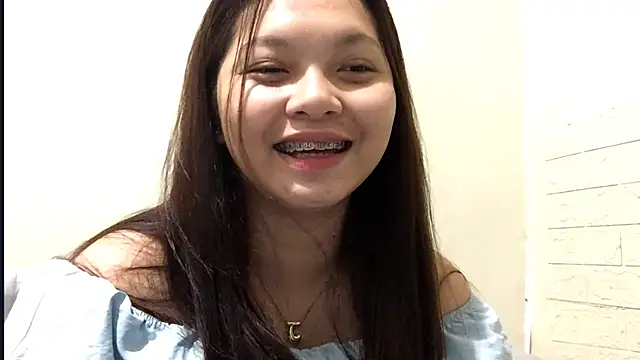 Snapshot of SandeeKrystofiak chatting on July 20, 2026, 6:43 pm SandeeKrystofiak online show from July 20, 2026, 6:43 pm