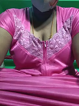 Snapshot of Tamil_kayalkutty chatting on July 18, 2026, 3:00 am Tamil kayalkutty online show from July 18, 2026, 3:00 am