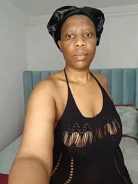 Snapshot of BigBootyPatie chatting on July 11, 2026, 9:38 pm BigBootyPatie online show from July 11, 2026, 9:38 pm
