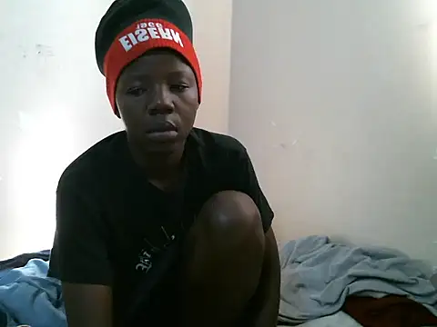 Snapshot of favour_001 chatting on July 14, 2026, 12:22 pm favour 001 online show from July 14, 2026, 12:22 pm