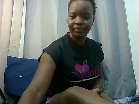 Snapshot of Luxy_butee chatting on July 11, 2026, 8:22 pm Luxy butee online show from July 11, 2026, 8:22 pm