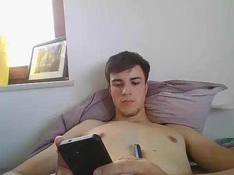 Snapshot of freshboy72 chatting on July 14, 2026, 12:00 pm freshboy72 online show from July 14, 2026, 12:00 pm