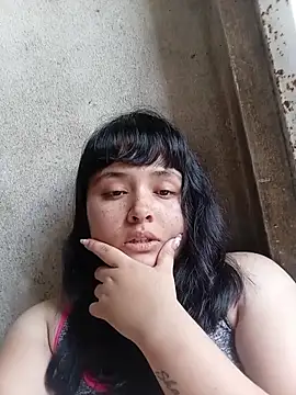 Snapshot of Luu_19 chatting on July 28, 2026, 7:39 pm Luu 19 online show from July 28, 2026, 7:39 pm