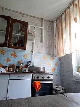 JeanneLoryzia online show from July 15, 2026, 6:51 am