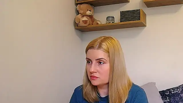 alisenties online show from April 23, 2026, 2:41 pm