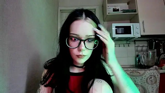 Snapshot of Honey_Mollyy chatting on July 14, 2026, 7:46 am Honey Mollyy online show from July 14, 2026, 7:46 am