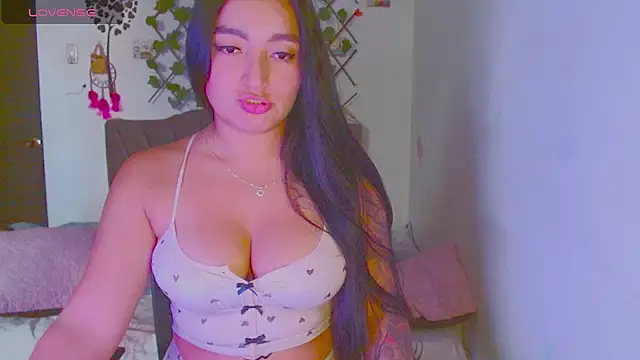 Allisson  22 online show from July 14, 2026, 10:15 pm