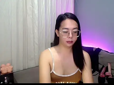 Snapshot of Morenitats chatting on July 16, 2026, 12:05 am Morenitats online show from July 16, 2026, 12:05 am