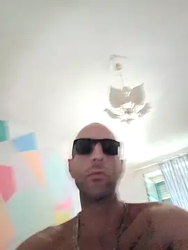 Snapshot of marco77to chatting on August 2, 2026, 10:46 am marco77to online show from August 2, 2026, 10:46 am