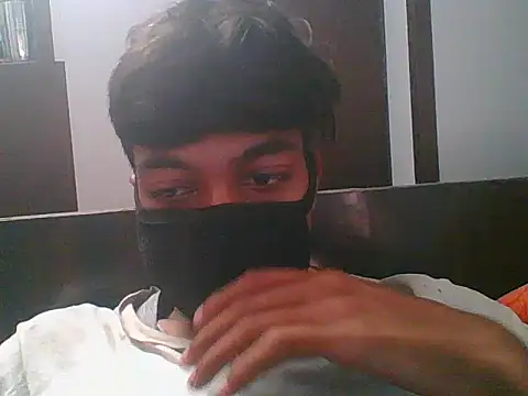 Snapshot of adarsh_music chatting on July 23, 2026, 10:35 am adarsh music online show from July 23, 2026, 10:35 am