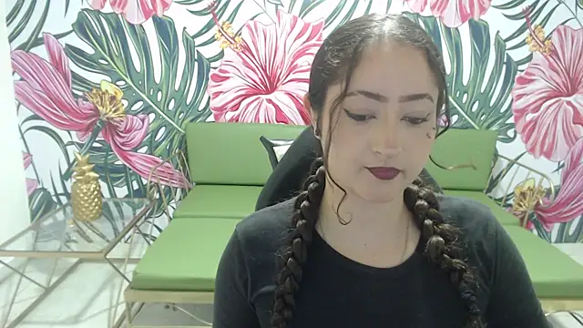 Snapshot of Rebeca_dreams chatting on July 16, 2026, 8:26 pm Rebeca dreams online show from July 16, 2026, 8:26 pm