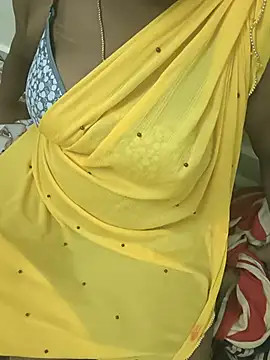 Snapshot of tamil_Anusri_couple chatting on July 16, 2026, 3:07 pm tamil Anusri couple online show from July 16, 2026, 3:07 pm