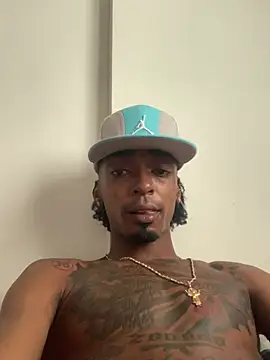 Snapshot of KINGMONEY98 chatting on July 17, 2026, 6:35 pm KINGMONEY98 online show from July 17, 2026, 6:35 pm