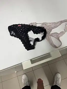 swissboy22 online show from March 9, 2026, 5:17 pm