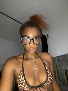 Nirahbeauty online show from July 22, 2026, 4:21 pm