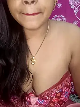 Snapshot of charu_cam chatting on July 21, 2026, 6:43 pm charu cam online show from July 21, 2026, 6:43 pm