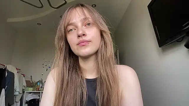 Snapshot of EarlenePedrogo chatting on July 23, 2026, 7:28 am EarlenePedrogo online show from July 23, 2026, 7:28 am