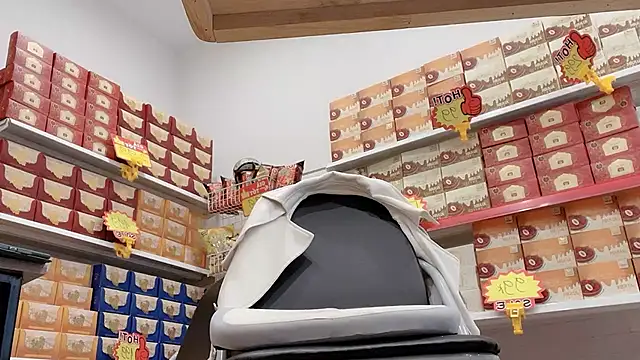 Snapshot of Katy_Bae chatting on February 11, 2026, 4:50 am Katy Bae online show from February 11, 2026, 4:50 am