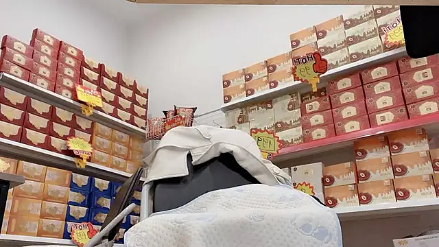 Katy Bae online show from March 21, 2026, 4:39 am