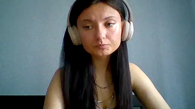 Snapshot of yana101 chatting on July 28, 2026, 1:10 pm yana101 online show from July 28, 2026, 1:10 pm