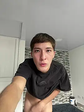 Snapshot of noah_kirt_ chatting on July 25, 2026, 11:02 pm noah kirt online show from July 25, 2026, 11:02 pm