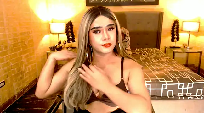 BigCumHuntersxx online show from January 15, 2025, 10:35 pm