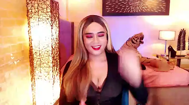 BigCumHuntersxx online show from March 19, 2025, 8:54 pm